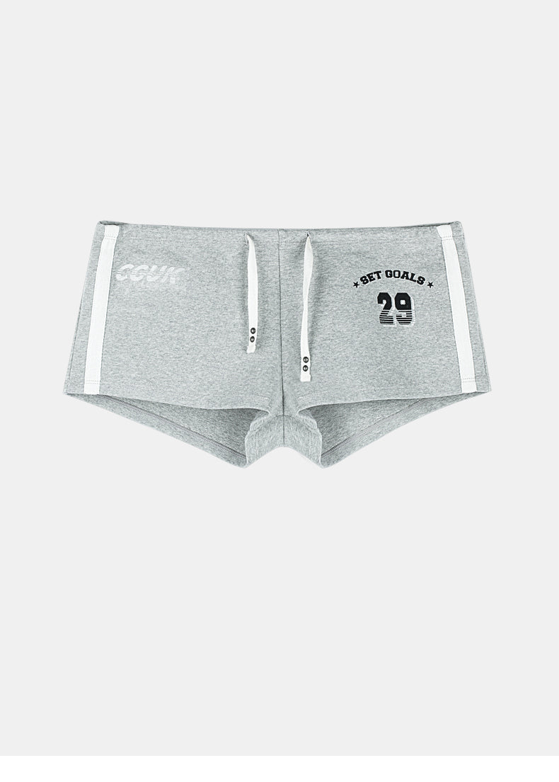 SLIM-FIT COLORBLOCKED VERSATILE TOP & CASUAL SPORTS SHORTS