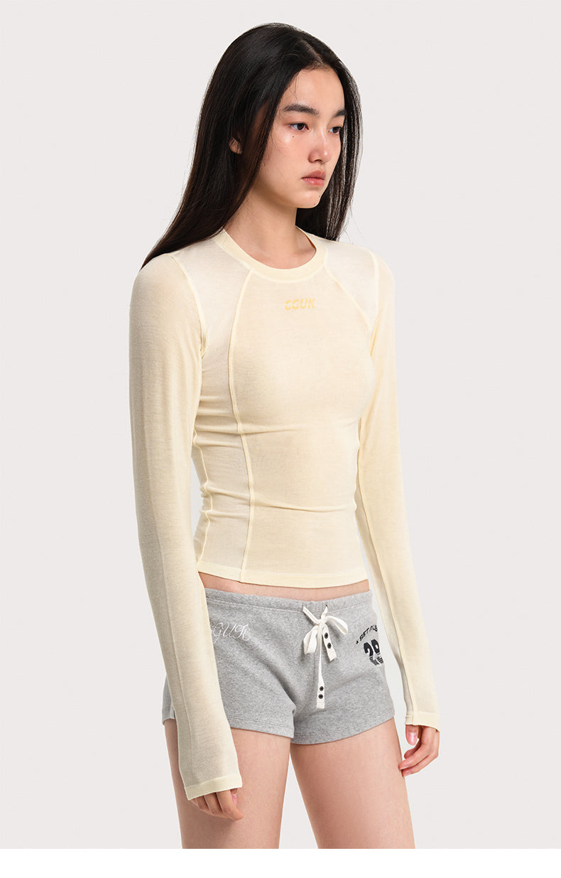 SLIM-FIT COLORBLOCKED VERSATILE TOP & CASUAL SPORTS SHORTS