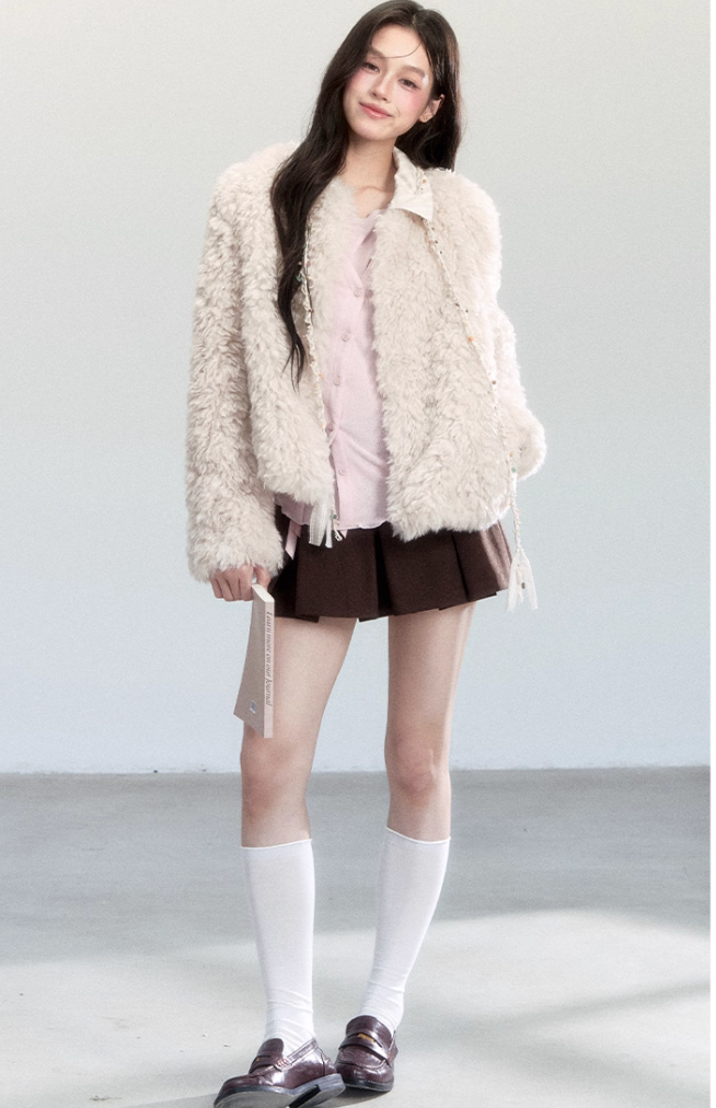 LIGHT ECO-FRIENDLY FUR COAT