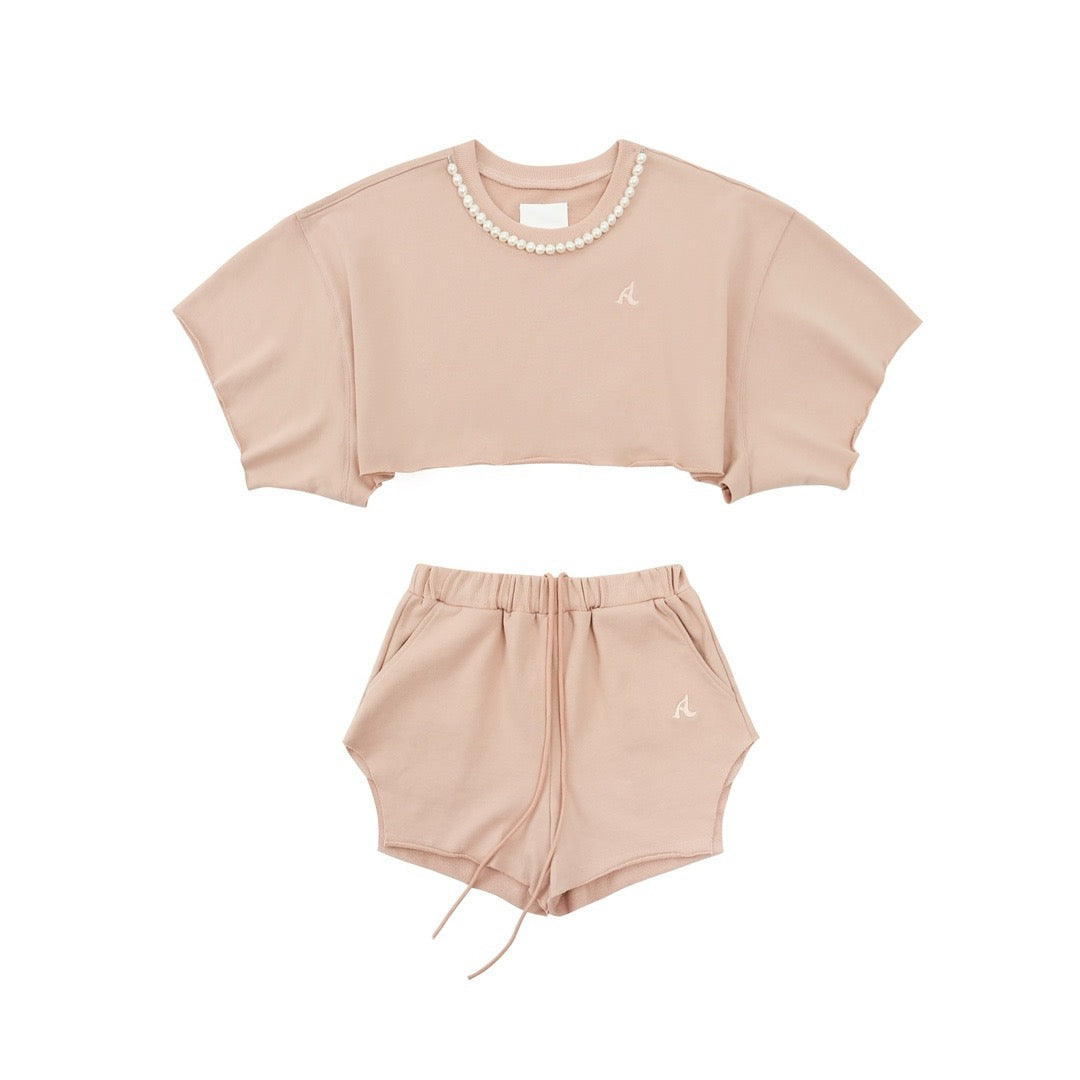 PEARL NECKLACE CROPPED SWEAT SHORTS SET UP