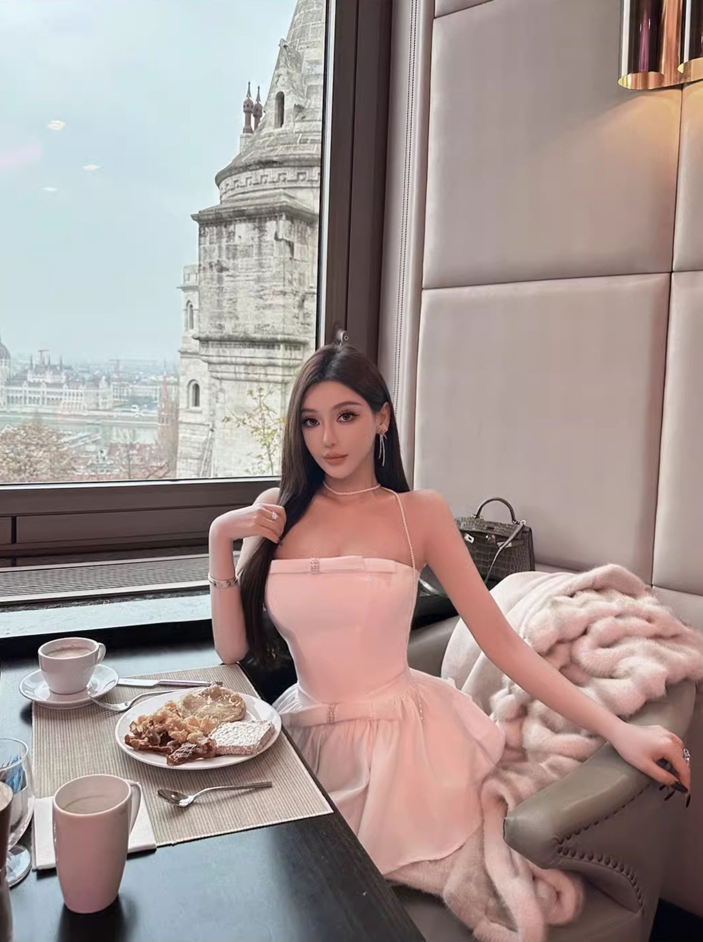 ONE SHOULDER RIBBON STRAPLESS DRESS