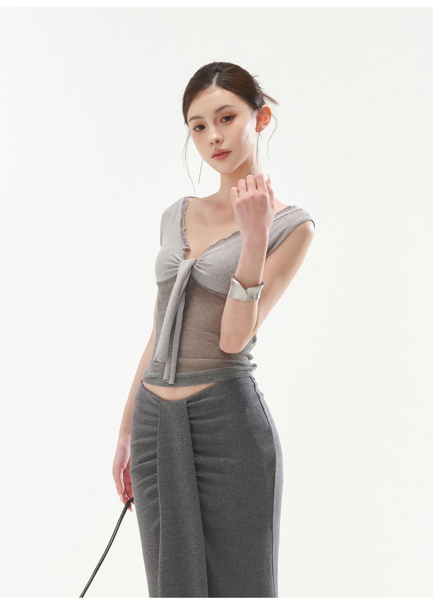 V-NECK SEXY RIBBED KNIT TANK TOP & LOW-RISE KNIT MERMAID BODYCON SKIRT