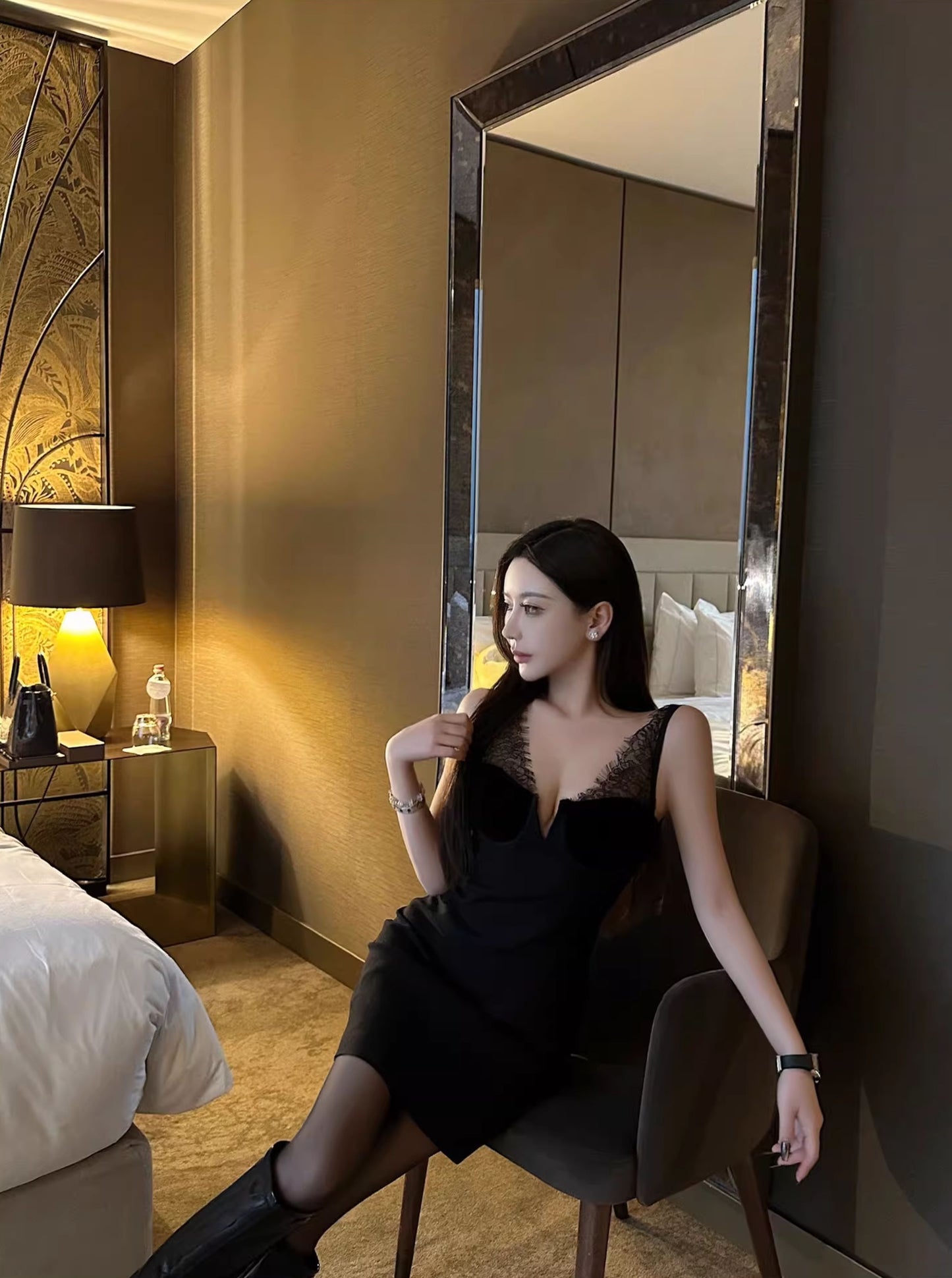DEEP V-NECK SEXY CAMISOLE DRESS