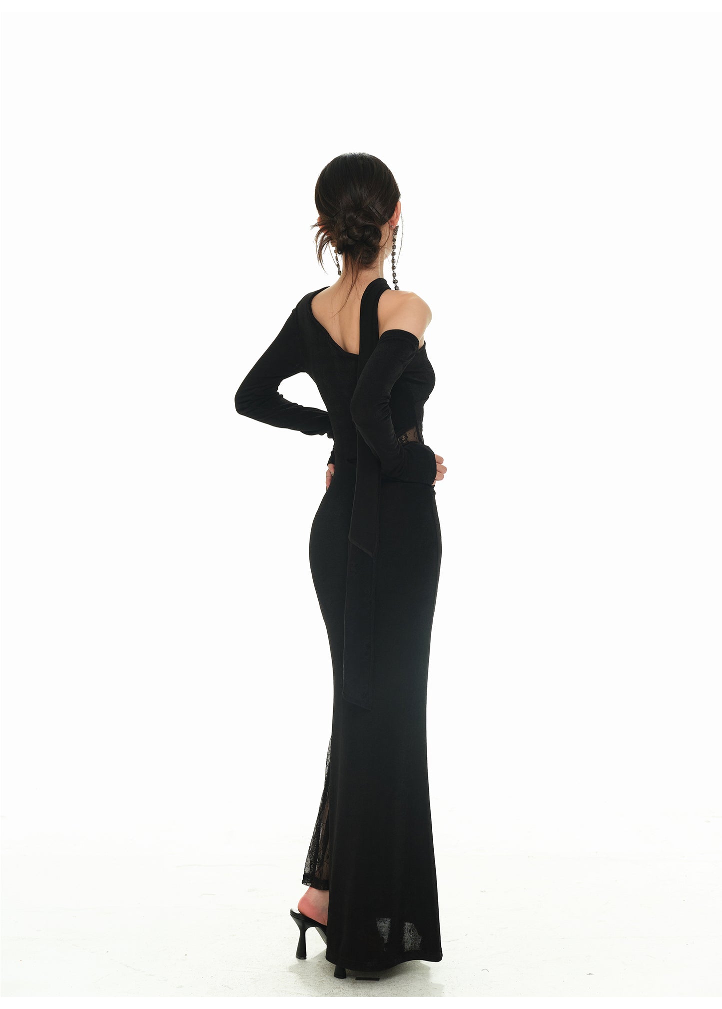 LACE PATCHWORK KNITTED SLIM ONE-PIECE