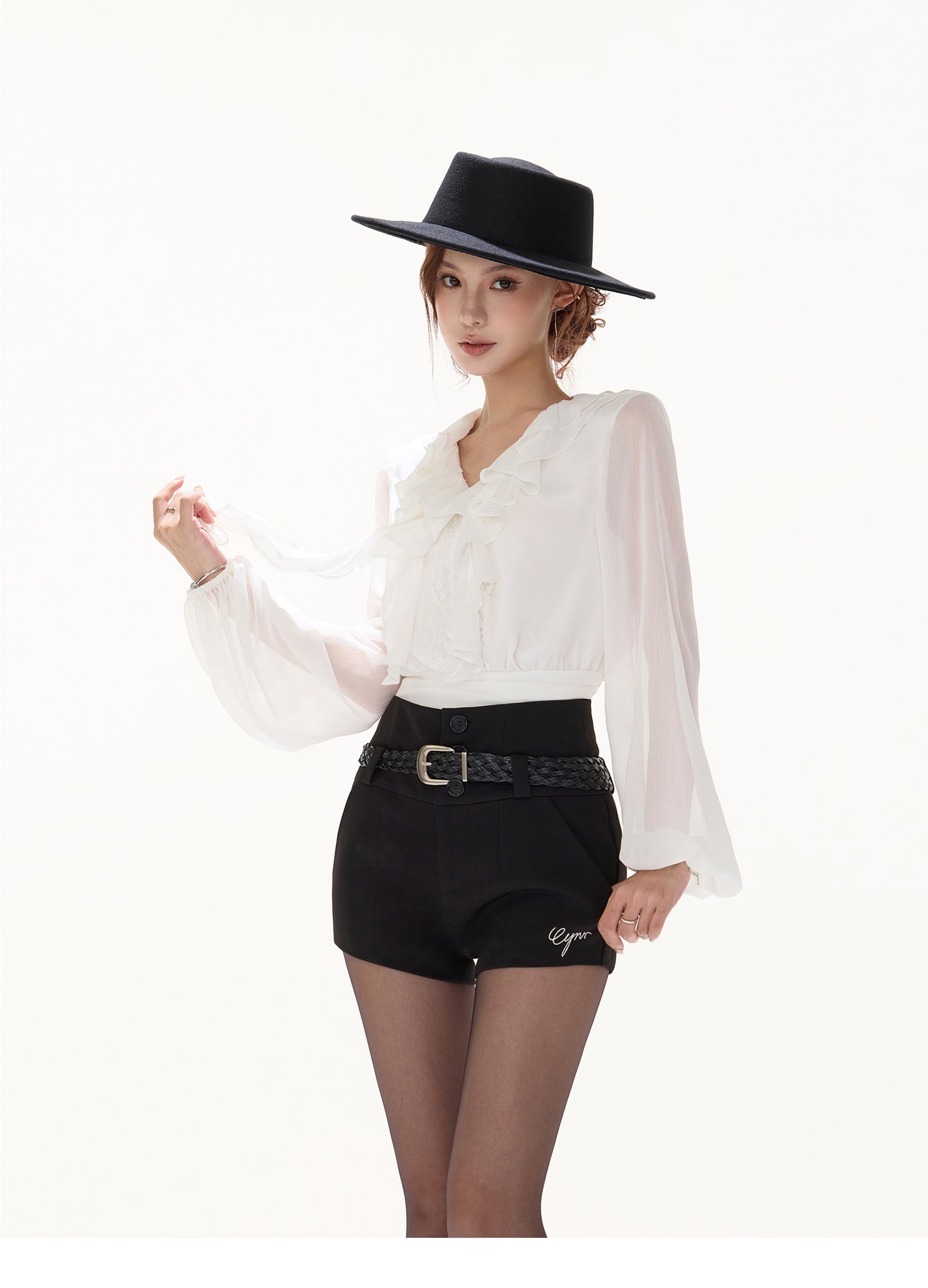 HIGH-WAISTED EMBROIDERED BODYCON SUIT SHORTS