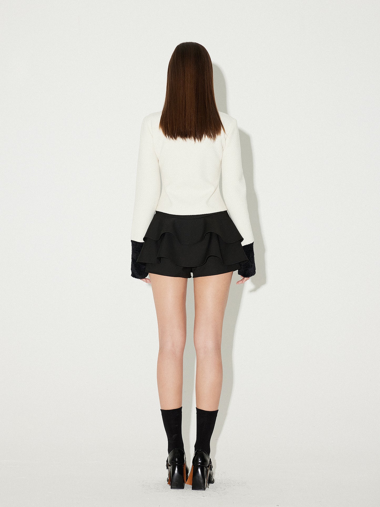 CELEBRITY STYLE MINI SKIRT SET UP