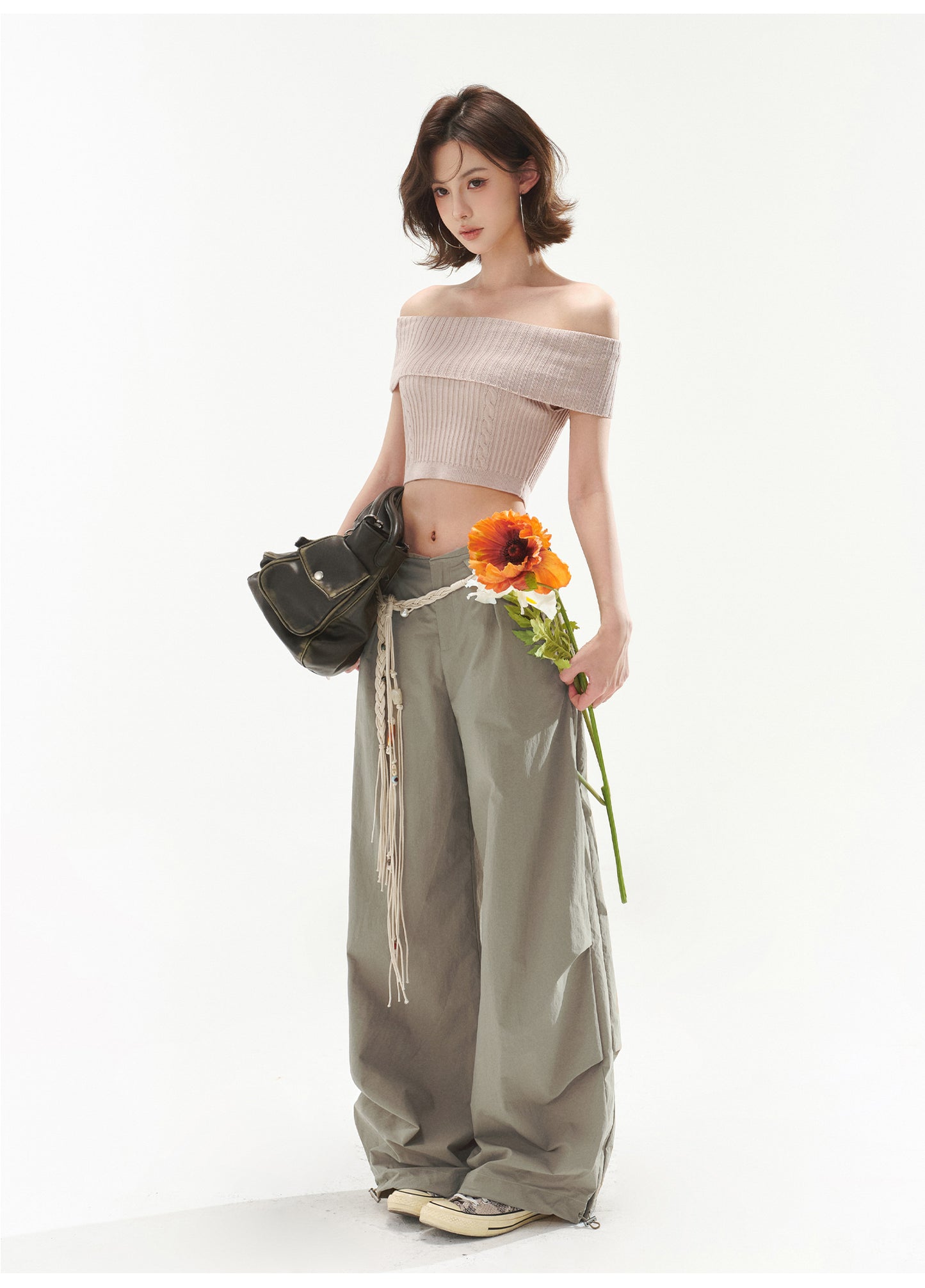 RETRO OFF-SHOULDER CABLE CROP TOP & LOW WAIST CARGO LOOSE PANTS
