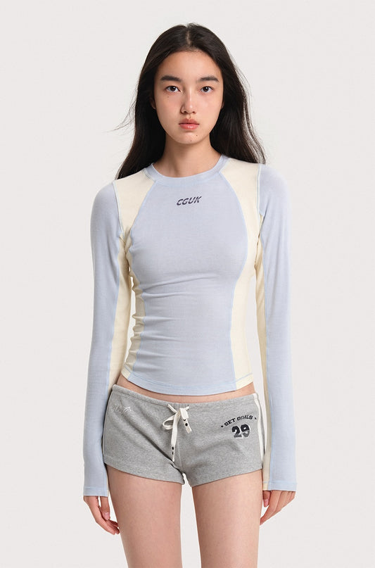 SLIM-FIT COLORBLOCKED VERSATILE TOP