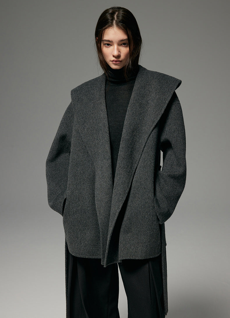 MERINO WOOL PRECISION SHORT COAT