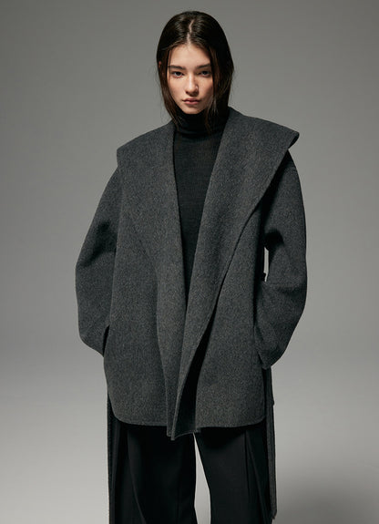 MERINO WOOL PRECISION SHORT COAT