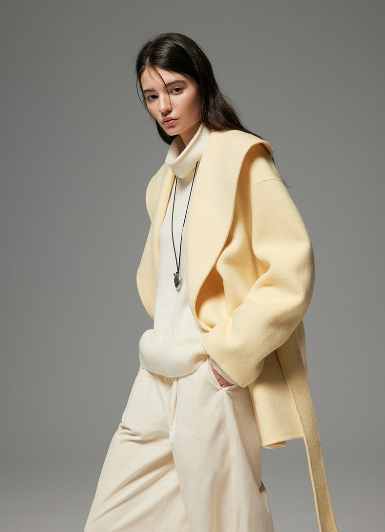 MERINO WOOL PRECISION SHORT COAT