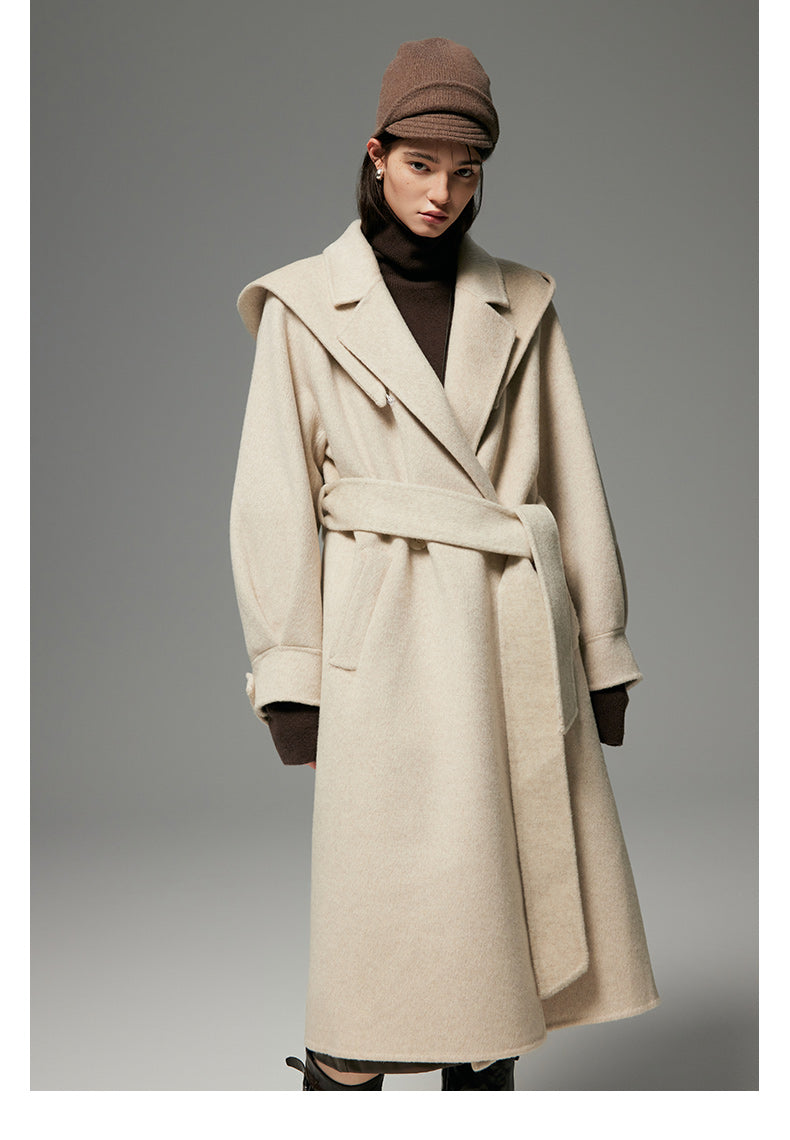 DETACHABLE HOOD DESIGN TWO-PIECE COAT