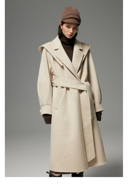 DETACHABLE HOOD DESIGN TWO-PIECE COAT