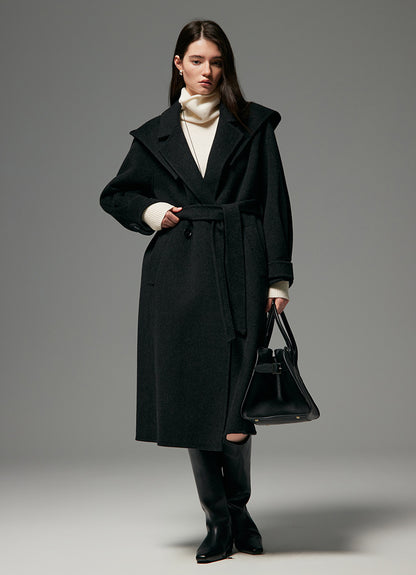 DETACHABLE HOOD DESIGN TWO-PIECE COAT