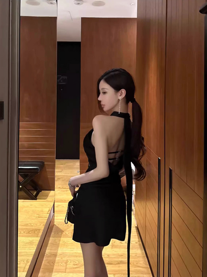 SEXY BACKLESS WAIST-HUGGING HIP DRESS