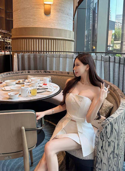 WHITE OFF-SHOULDER RIBBON SET