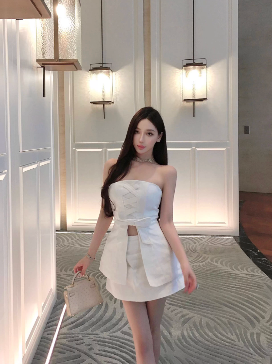 WHITE OFF-SHOULDER RIBBON SET