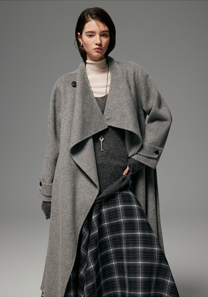 INTELLECTUAL SCARF COLLAR WOOL COAT