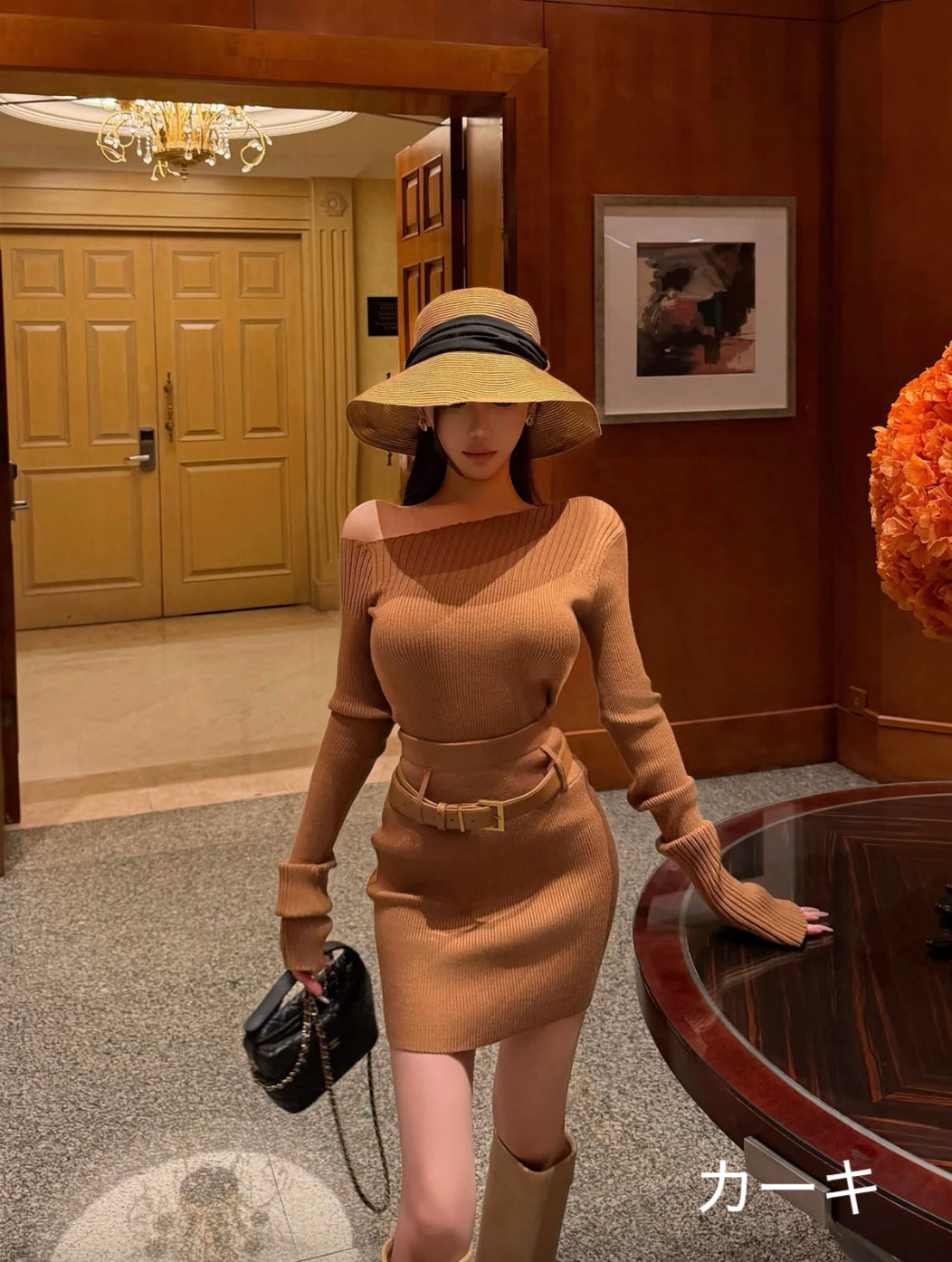 ELEGANT OF KNIT TWO-PIECE SET