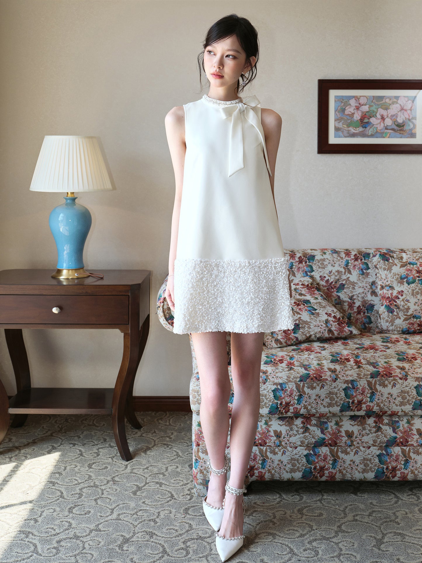CELEBRITY-STYLE BOW SEQUINED VELVET DRESS