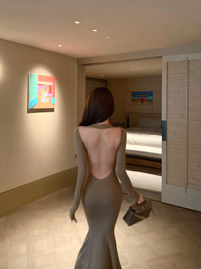 HALTER BACKLESS MERMAID KNIT DRESS