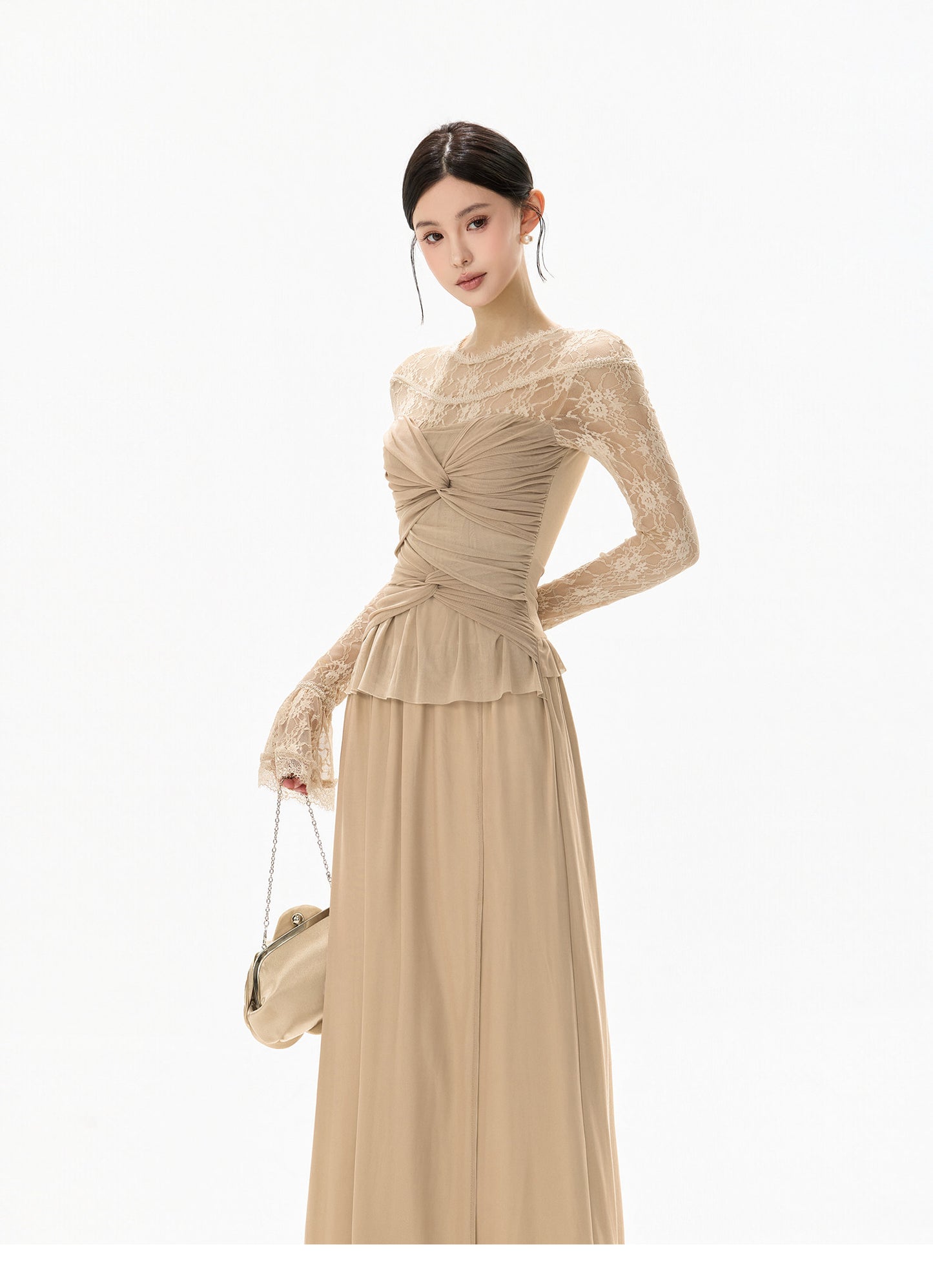 【再入荷予約】TWIST LACE MAXI DRESS