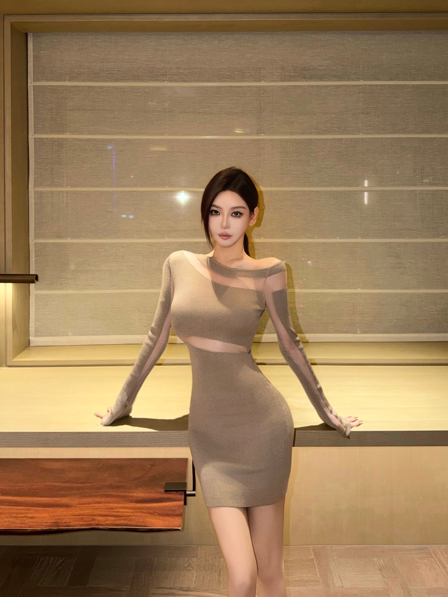ONE-SHOULDER CUT-OUT KNIT DRESS