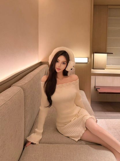 FRENCH CUT-OUT OS KNIT DRESS