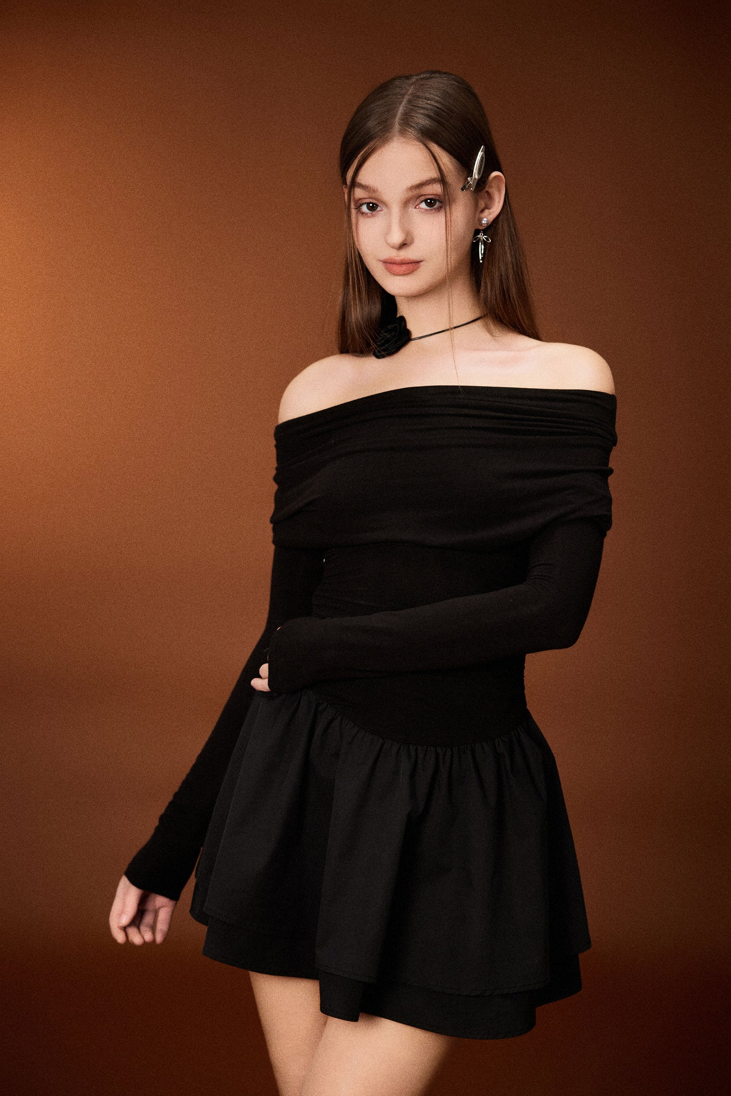 OFF SHOULDER KNITTED WAIST DRESS