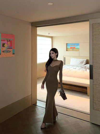 HALTER BACKLESS MERMAID KNIT DRESS