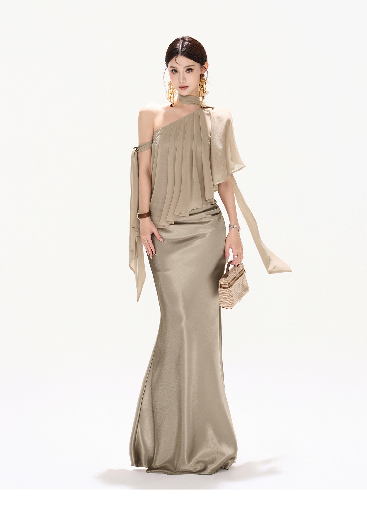 CHAMPAGNE DRAPED MERMAID SET