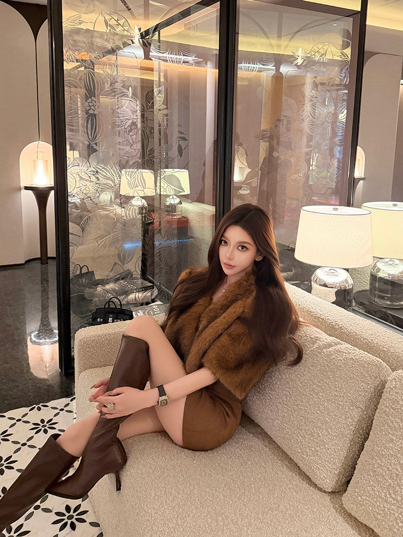 ECO FUR V-NECK SHORT JACKET & SUEDE BELTED MINI SKORT