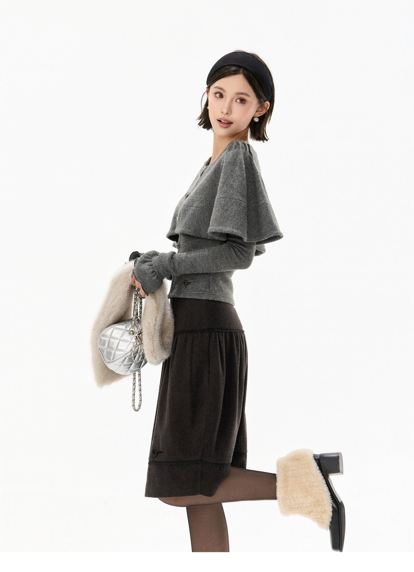 TEXTURED CAPE KNIT TOP