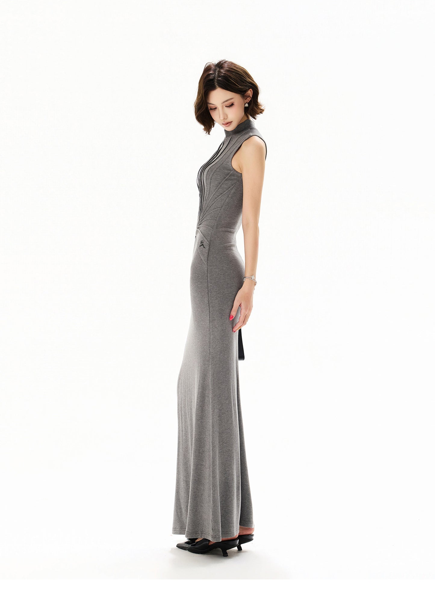 【日本在庫 】PLEATS SLIM KNIT DRESS