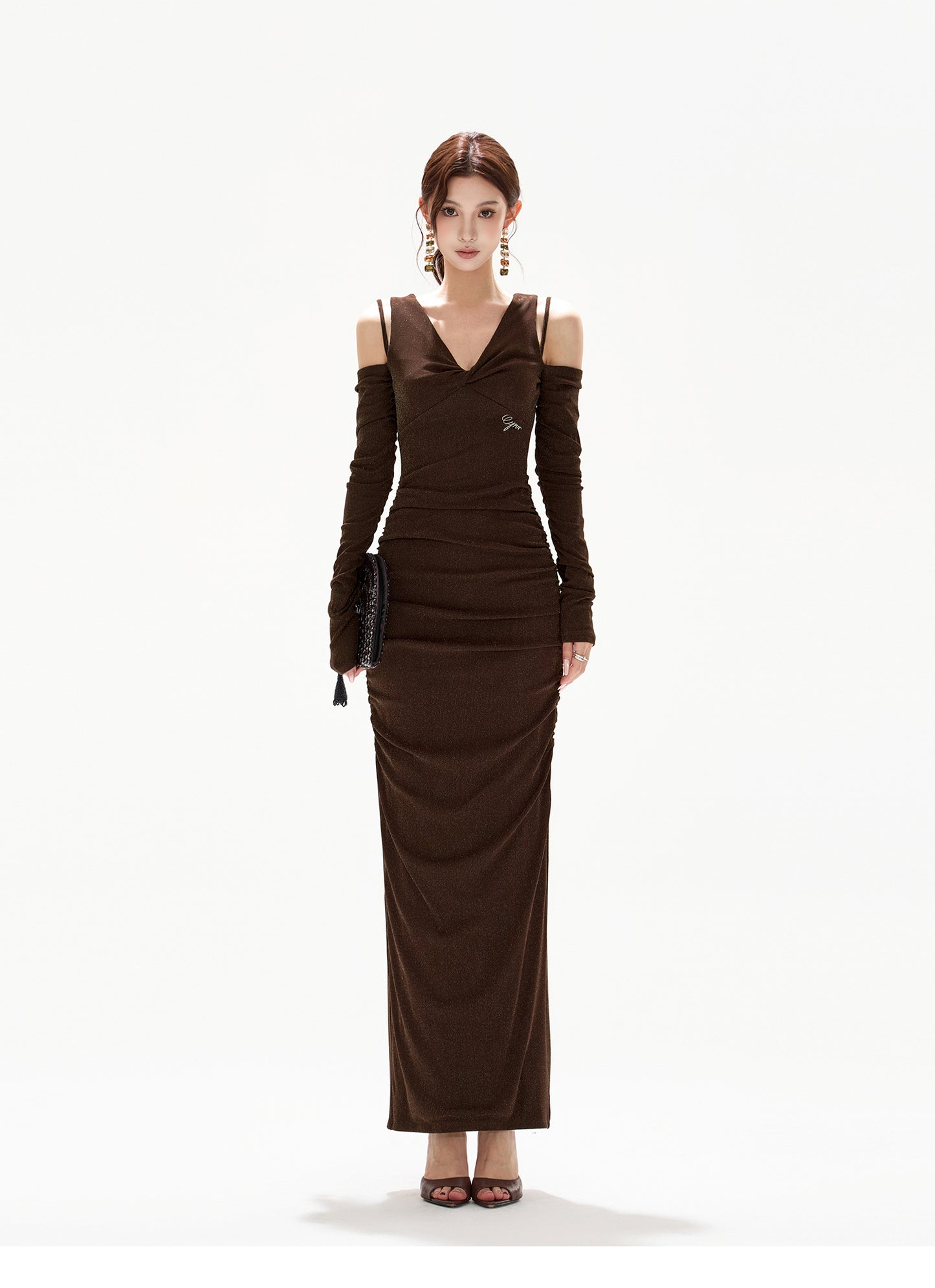 ELEGANT OFF-SHOULDER KNIT DRESS