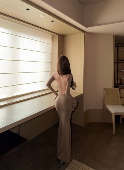 HALTER BACKLESS MERMAID KNIT DRESS