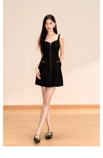 HEART-NECKLINE SLIMMING MLB DRESS