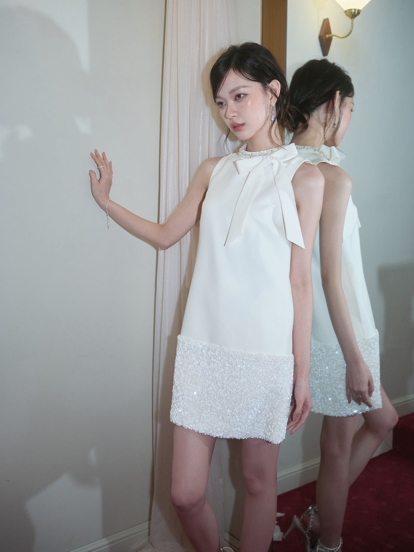 CELEBRITY-STYLE BOW SEQUINED VELVET DRESS