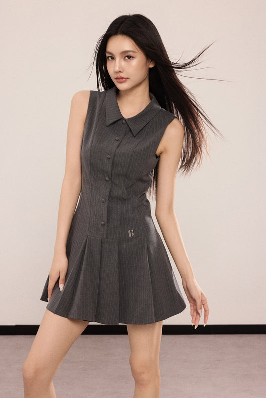 PREPPY STYLE NO SLEEVE PLEATED DRESS