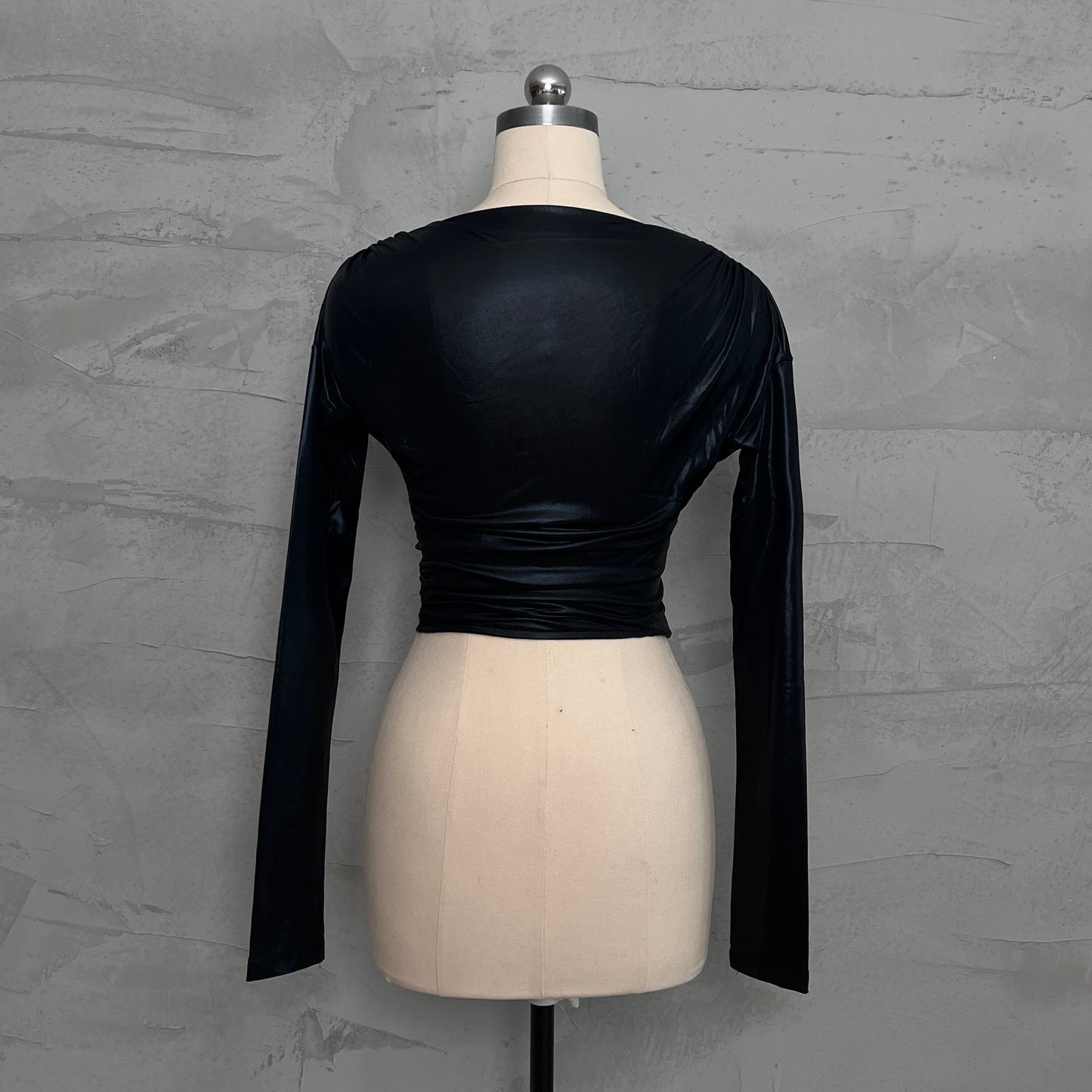 V-NECK PU LEATHER SLIM TOPS / ONE-PIECE