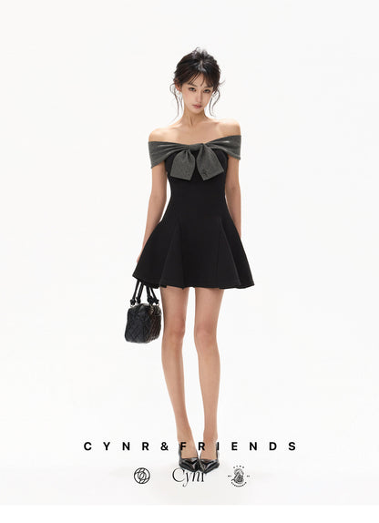 【日本在庫 】OFF SHOULDER POLKA DOT DRESS