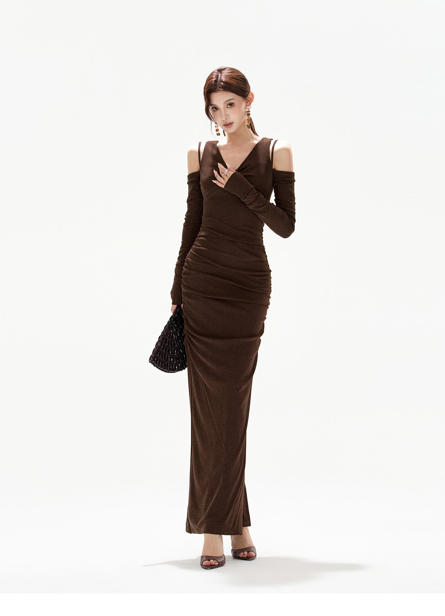 ELEGANT OFF-SHOULDER KNIT DRESS