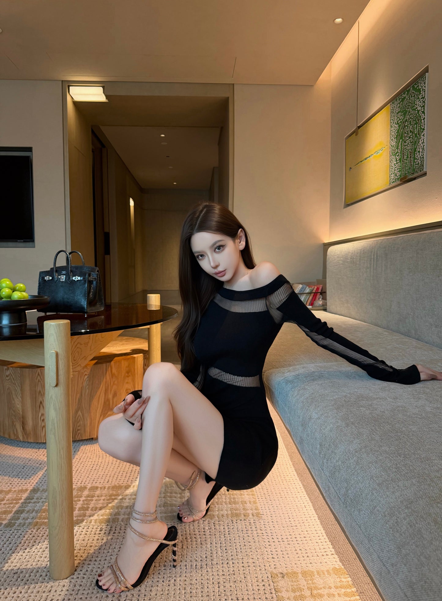 ONE-SHOULDER CUT-OUT KNIT DRESS