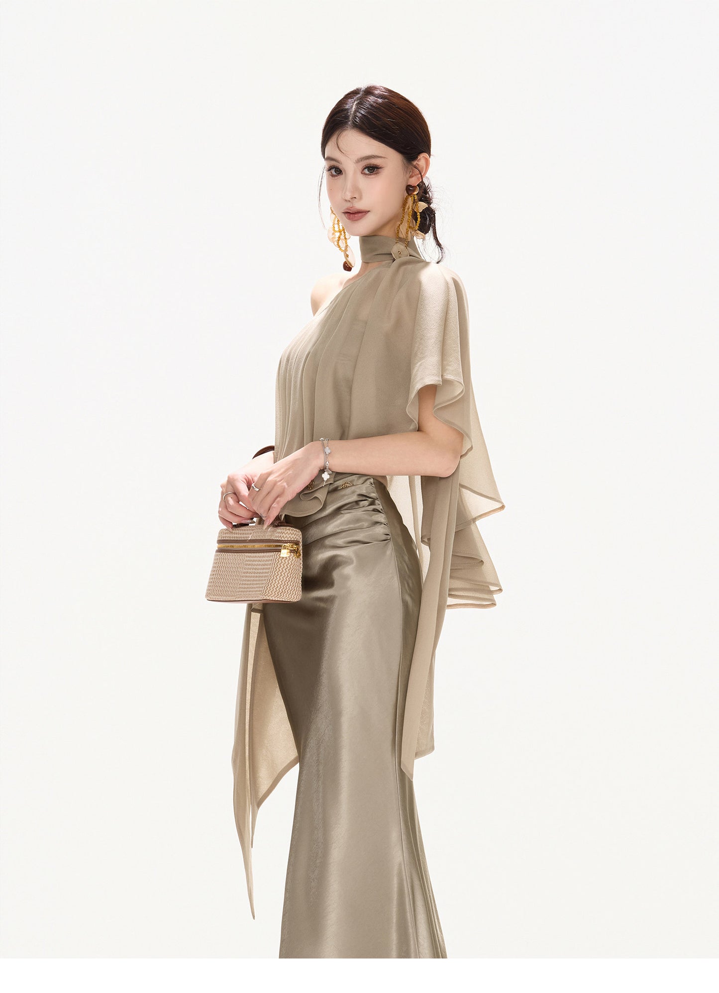 CHAMPAGNE DRAPED MERMAID SET