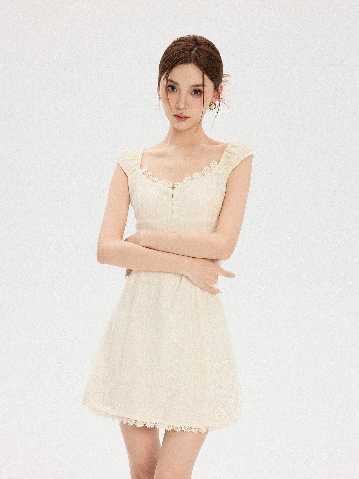 CHUNYU STYLE BEIGE LACE DRESS