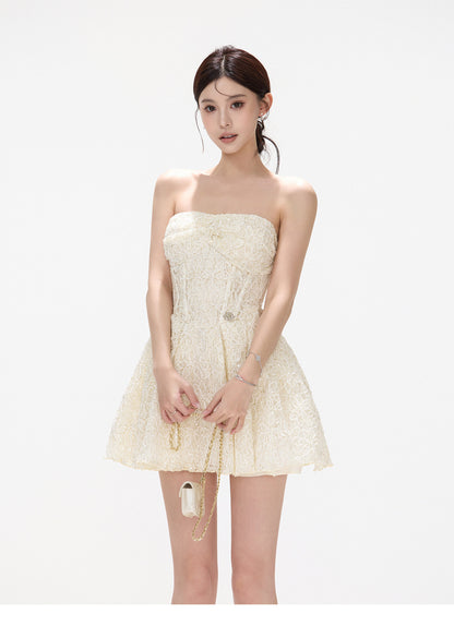 EMBROIDERED LACE STRAPLESS PUFF MINI DRESS