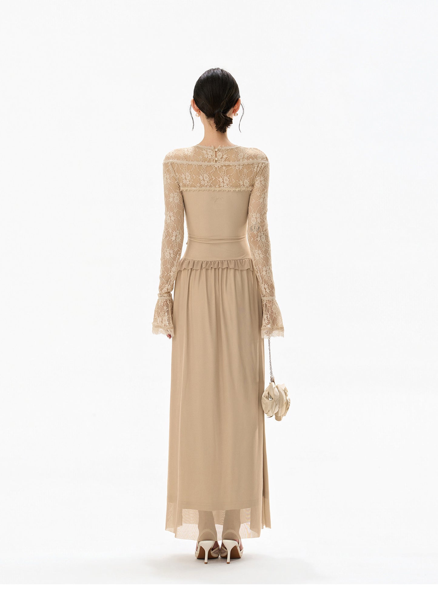 【再入荷予約】TWIST LACE MAXI DRESS