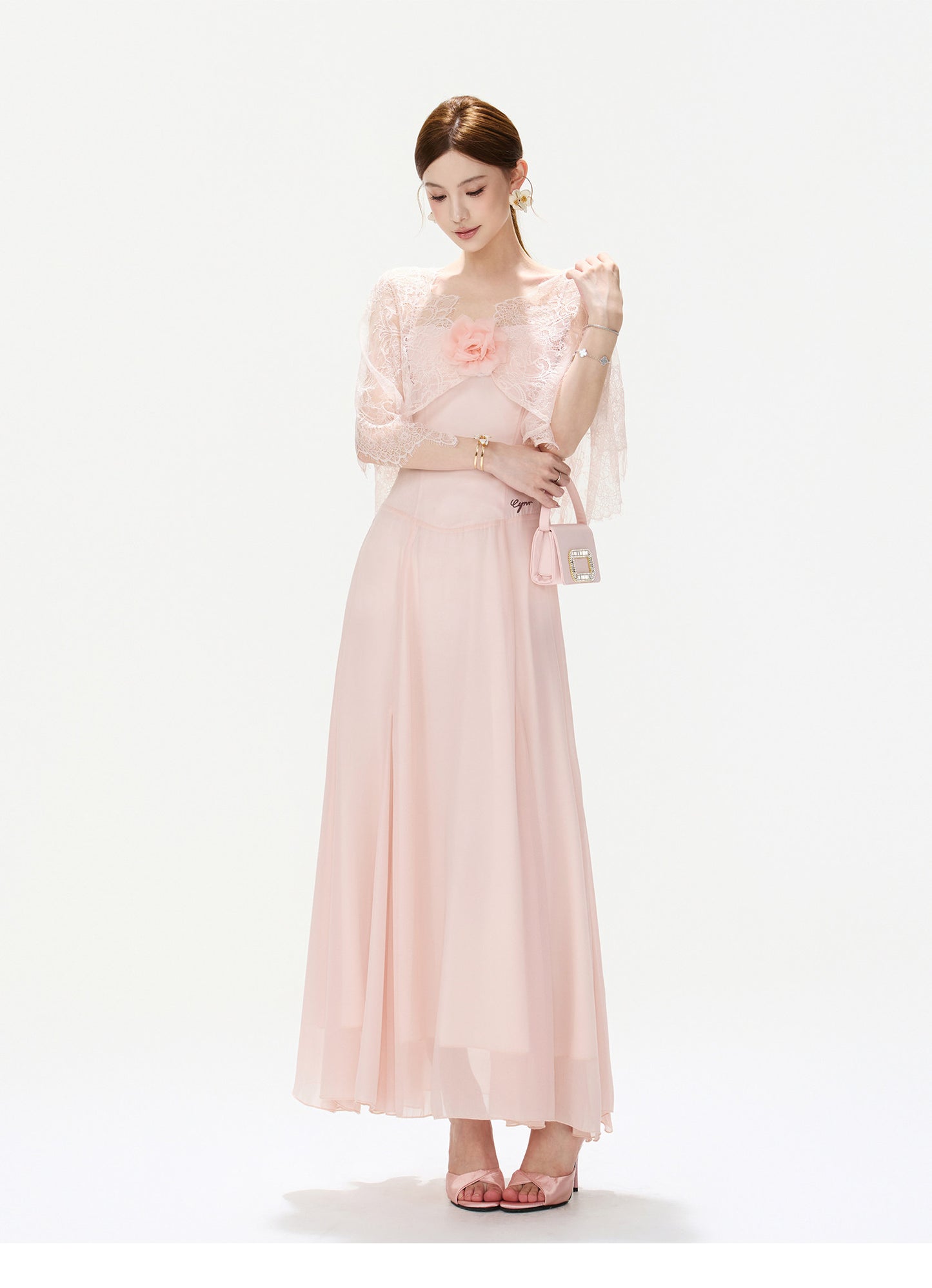 BLUSH FLORAL LACE DRESS