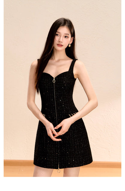 HEART-NECKLINE SLIMMING MLB DRESS