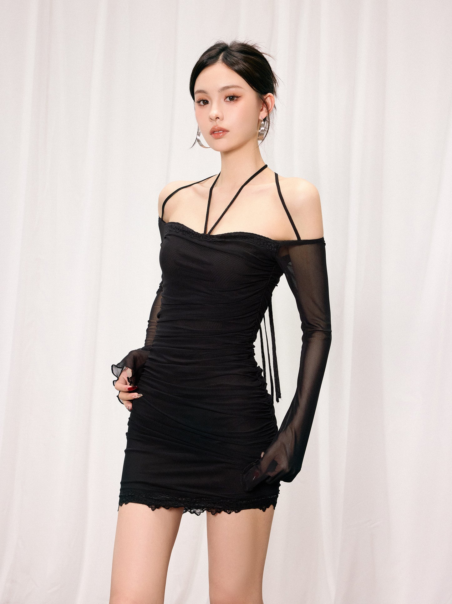 CHUNYU STYLE LACE-UP HALTER PLEATED DRESS